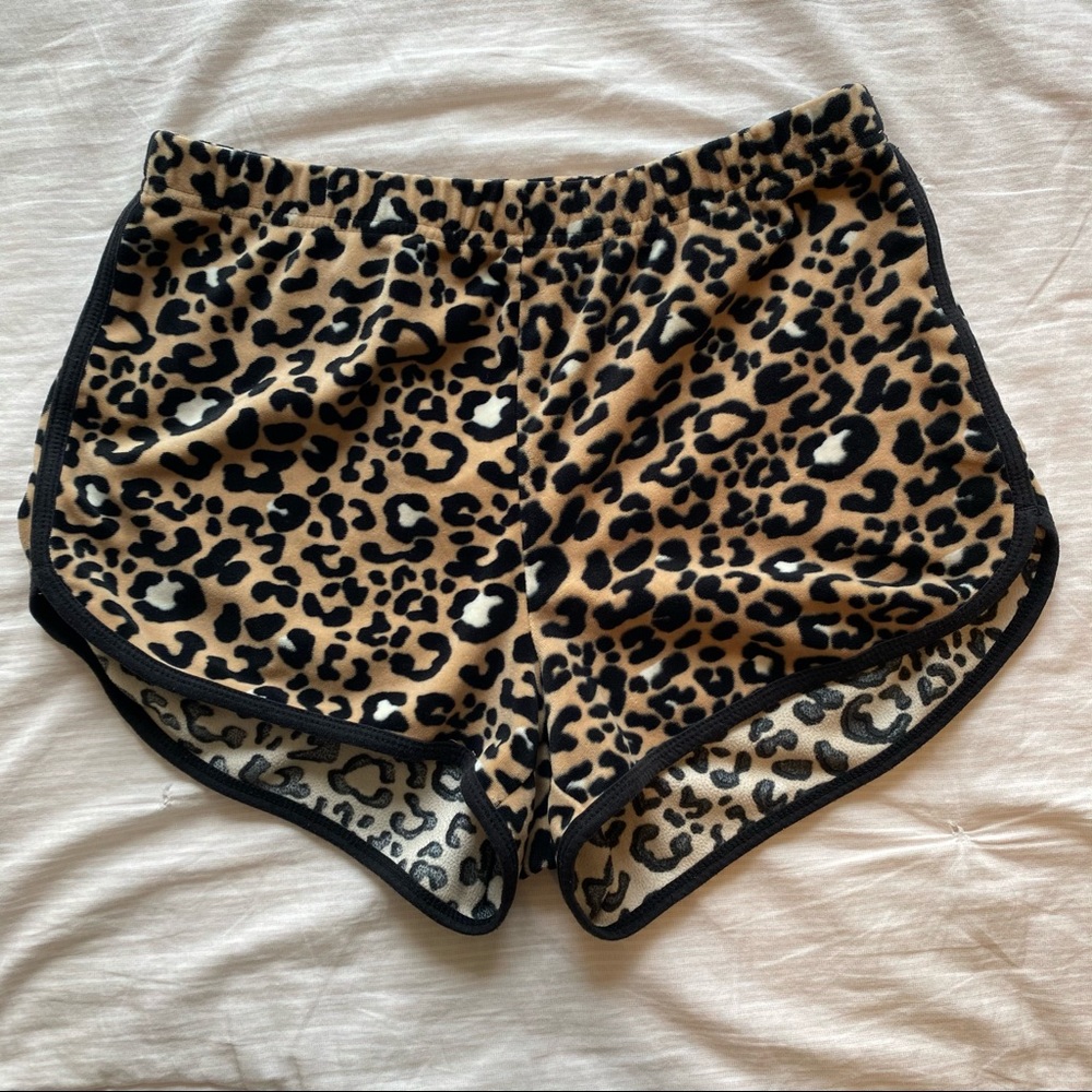 HOLLISTER velour cheetah/leopard print shorts